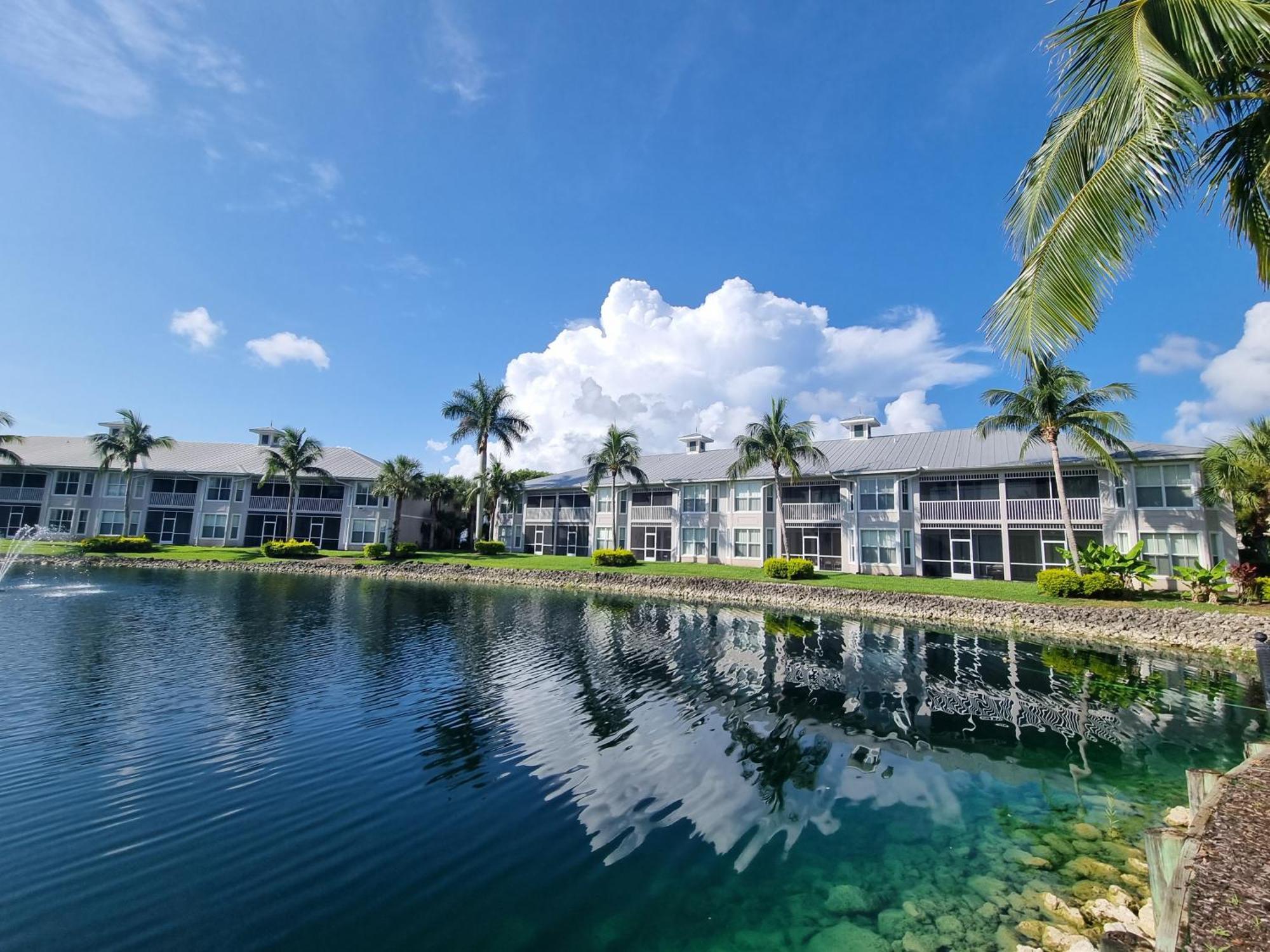 Stunning 2-Bedroom Plus Den Condo In Greenlinks Resort North North Naples Dış mekan fotoğraf