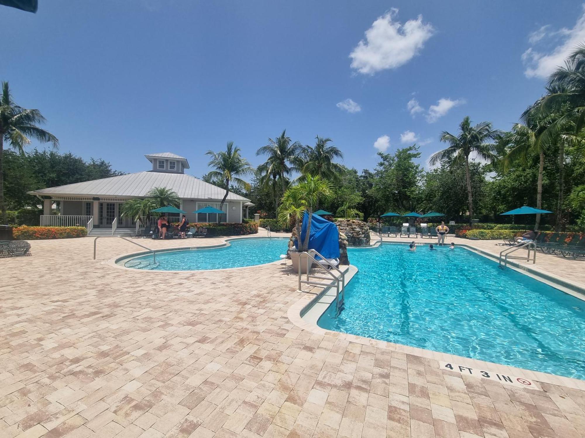 Stunning 2-Bedroom Plus Den Condo In Greenlinks Resort North North Naples Dış mekan fotoğraf