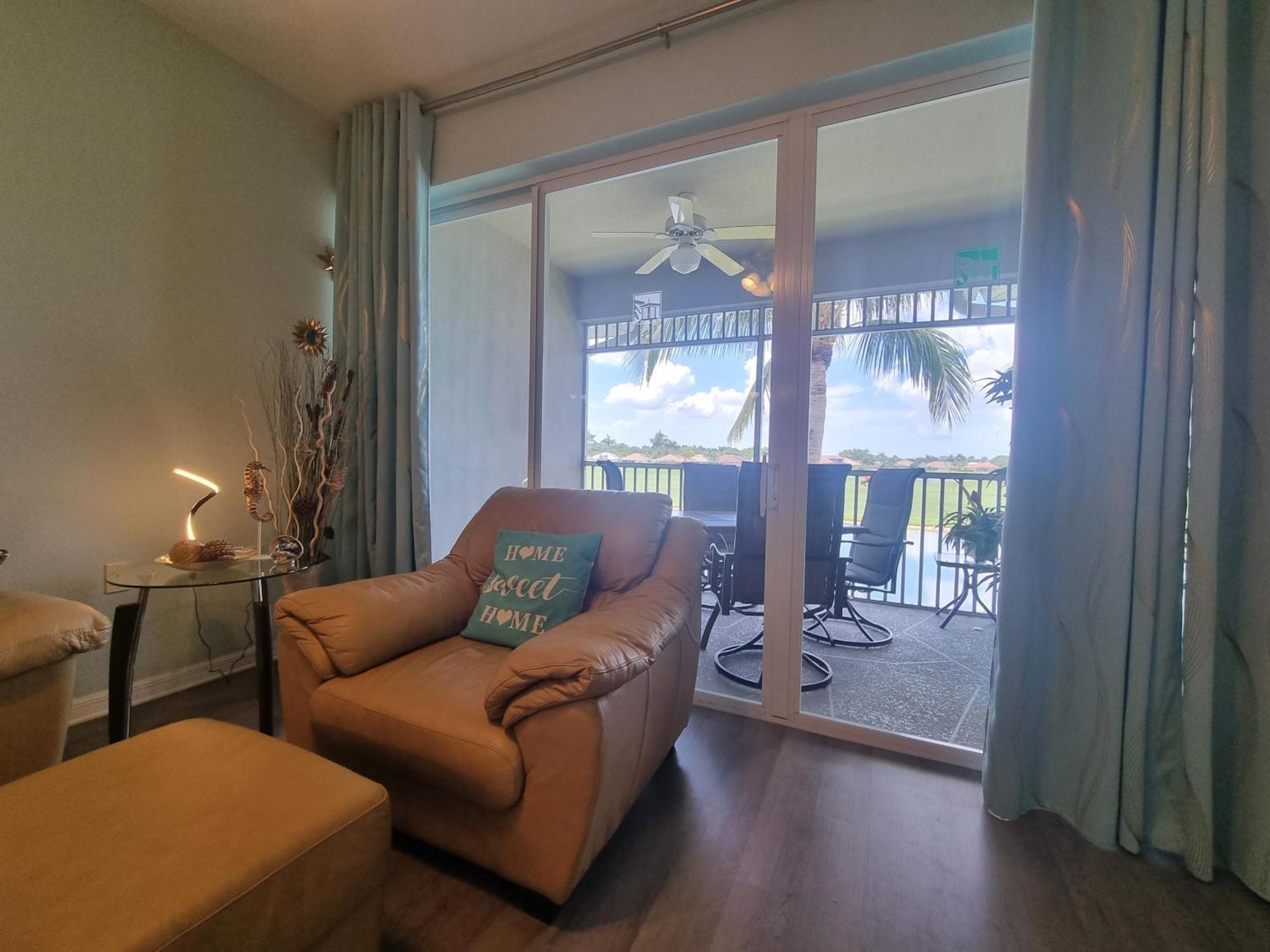 Stunning 2-Bedroom Plus Den Condo In Greenlinks Resort North North Naples Dış mekan fotoğraf