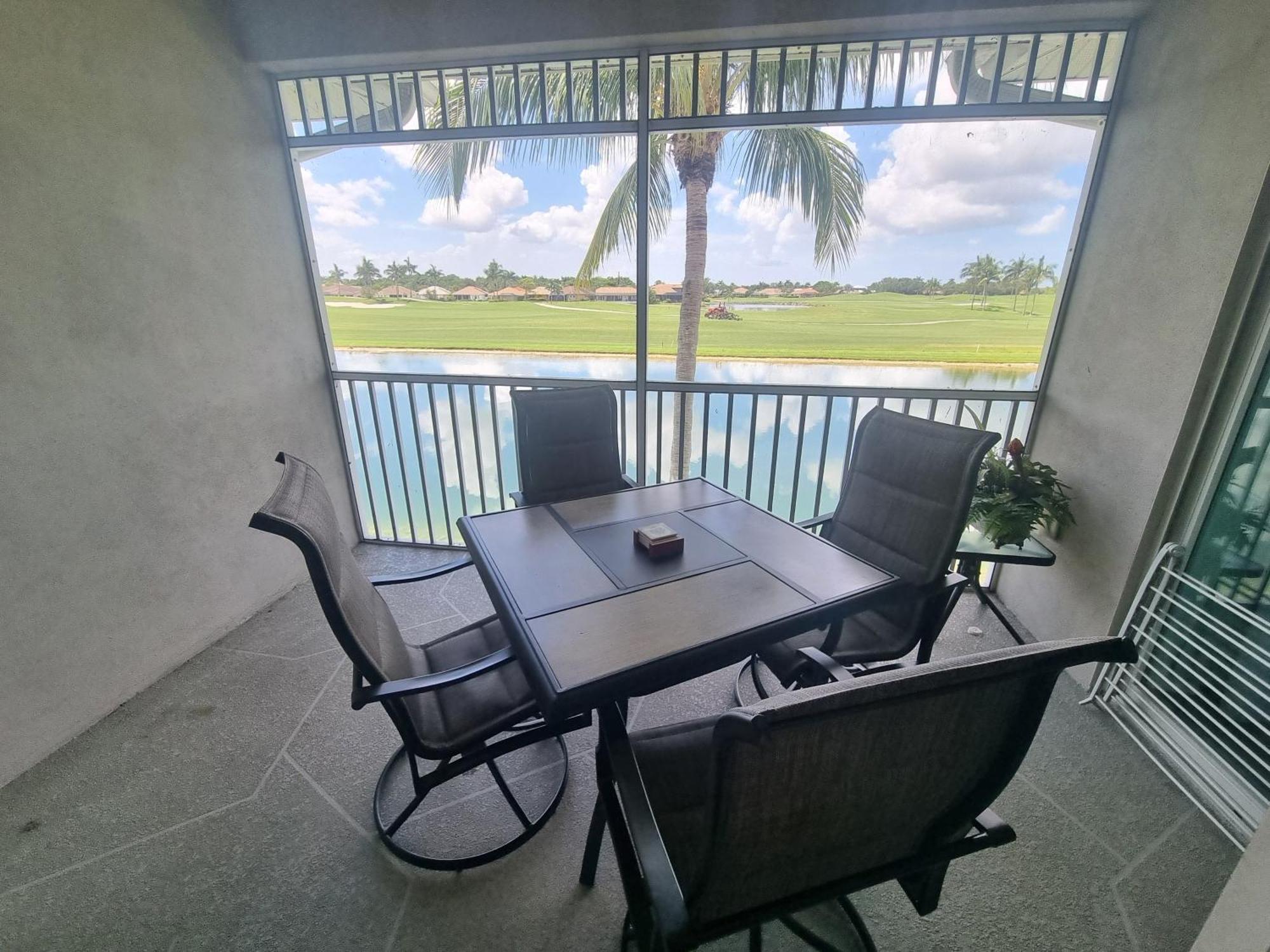Stunning 2-Bedroom Plus Den Condo In Greenlinks Resort North North Naples Dış mekan fotoğraf