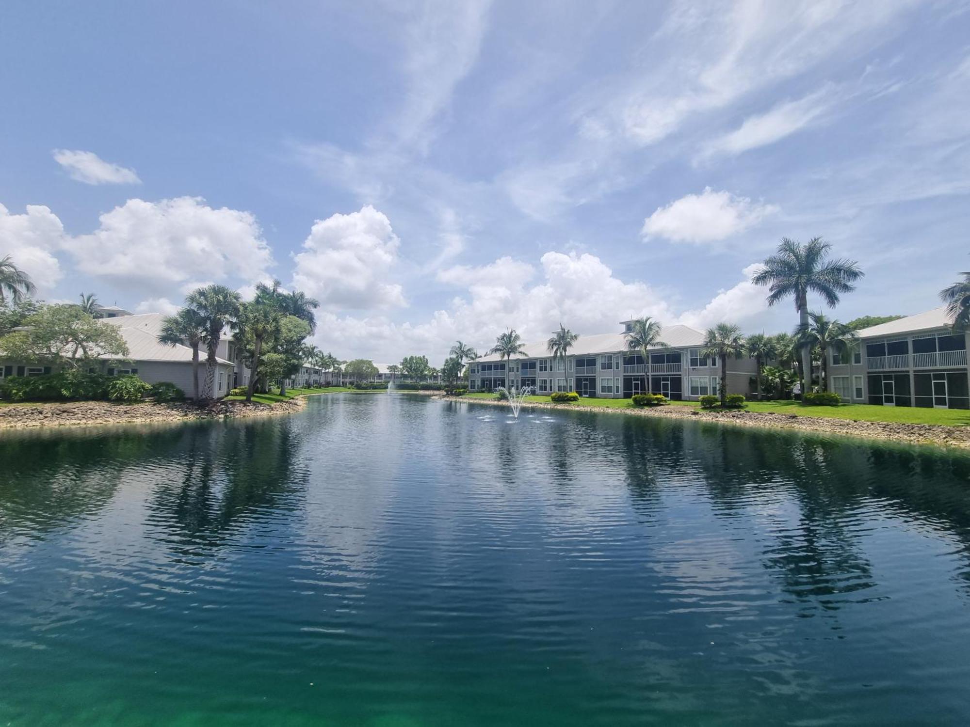 Stunning 2-Bedroom Plus Den Condo In Greenlinks Resort North North Naples Dış mekan fotoğraf
