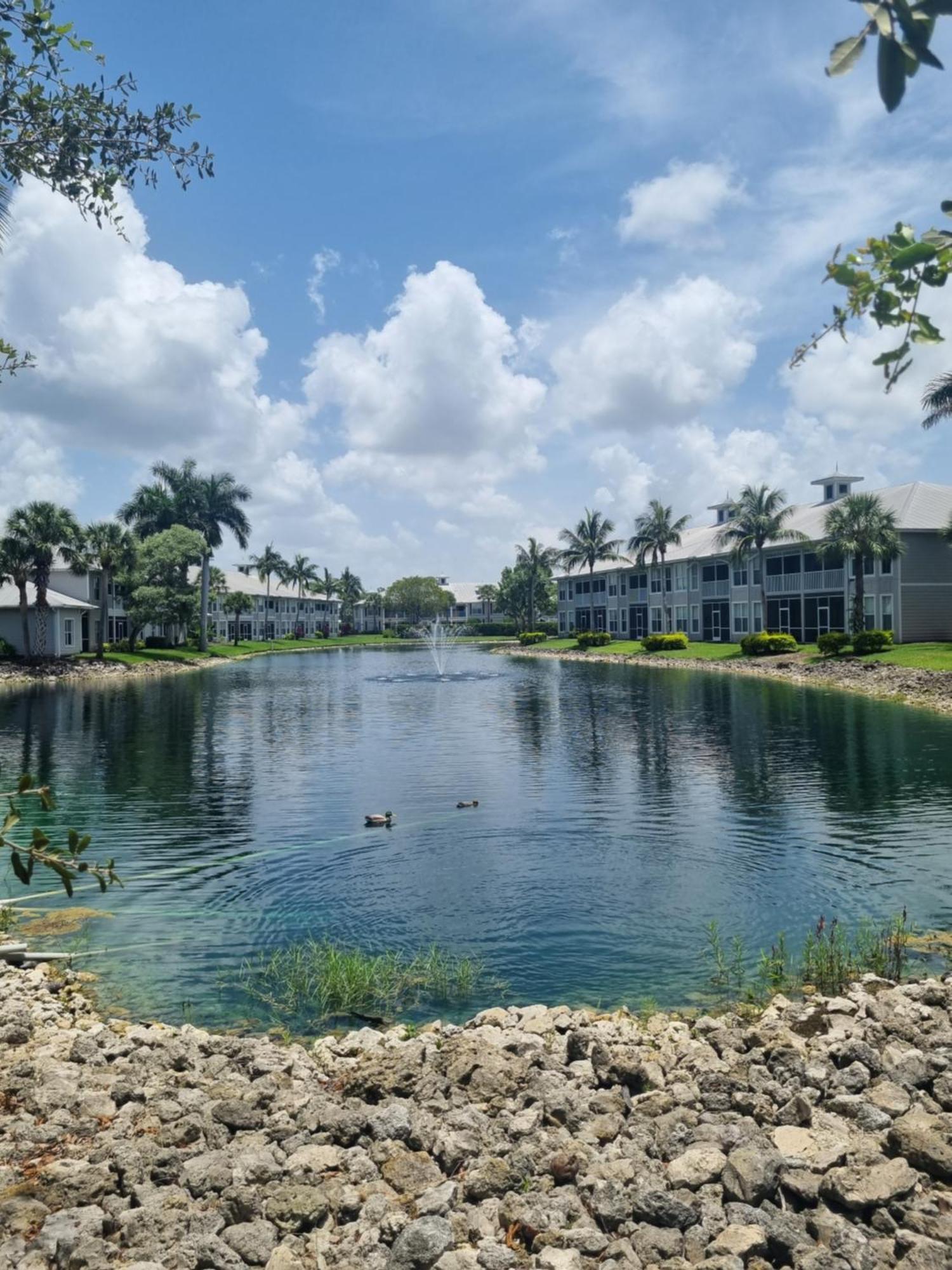 Stunning 2-Bedroom Plus Den Condo In Greenlinks Resort North North Naples Dış mekan fotoğraf